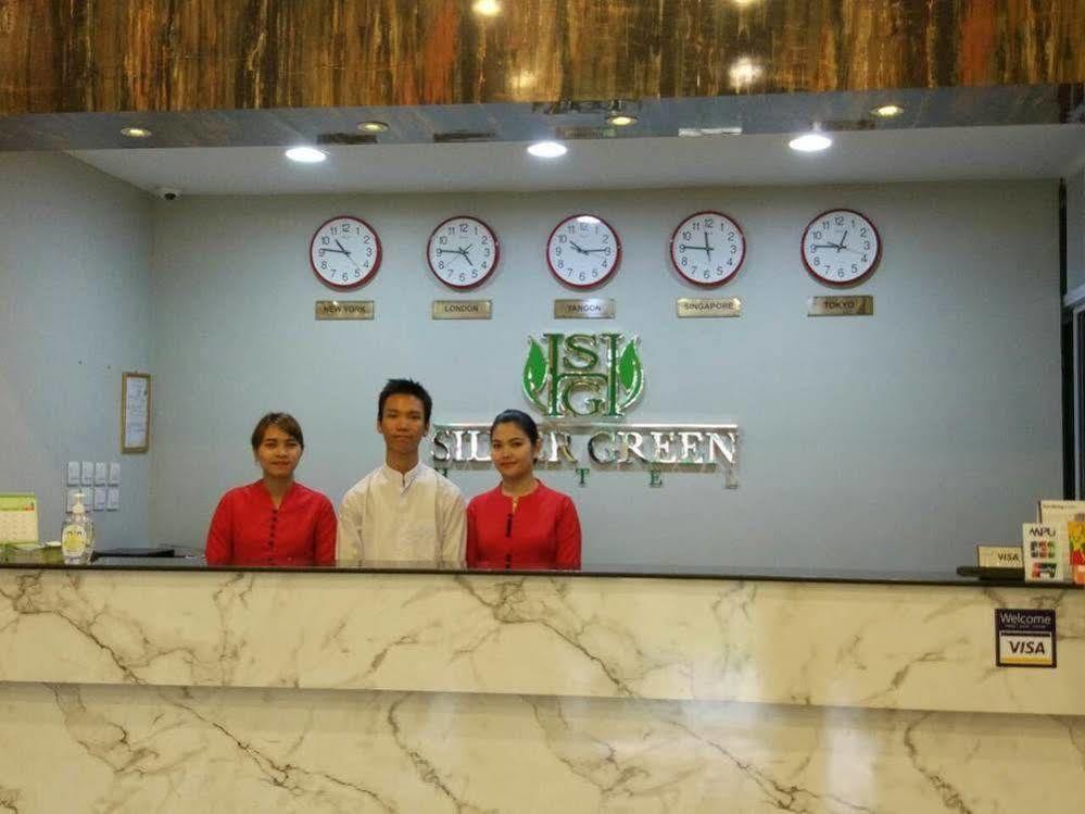 יאנגון Silver Green Hotel מראה חיצוני תמונה