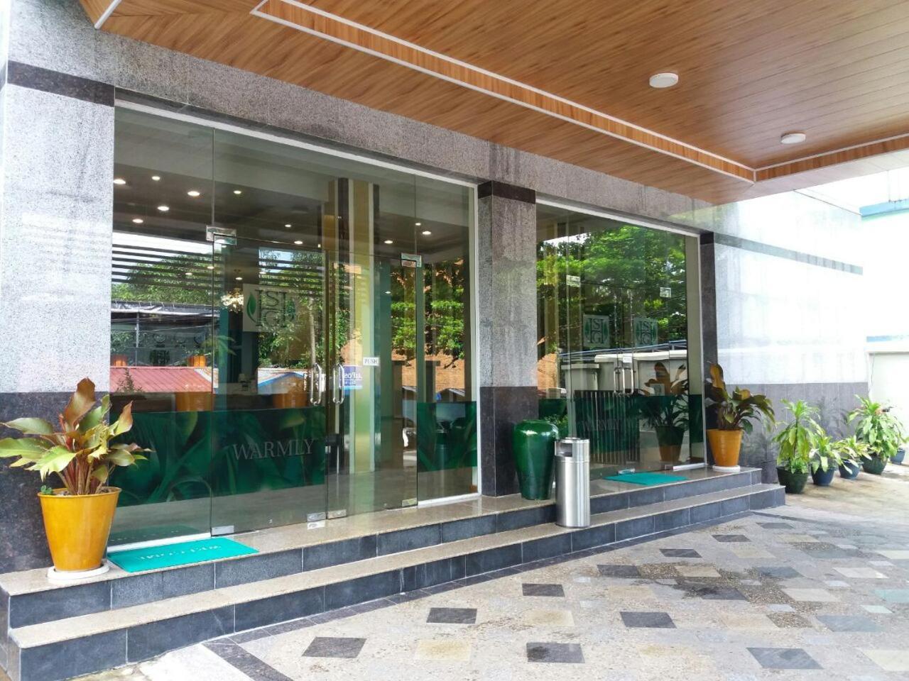יאנגון Silver Green Hotel מראה חיצוני תמונה